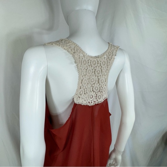 Minette Lace Racer Back Rust Color Sleeveless Blouse - Picture 4 of 5